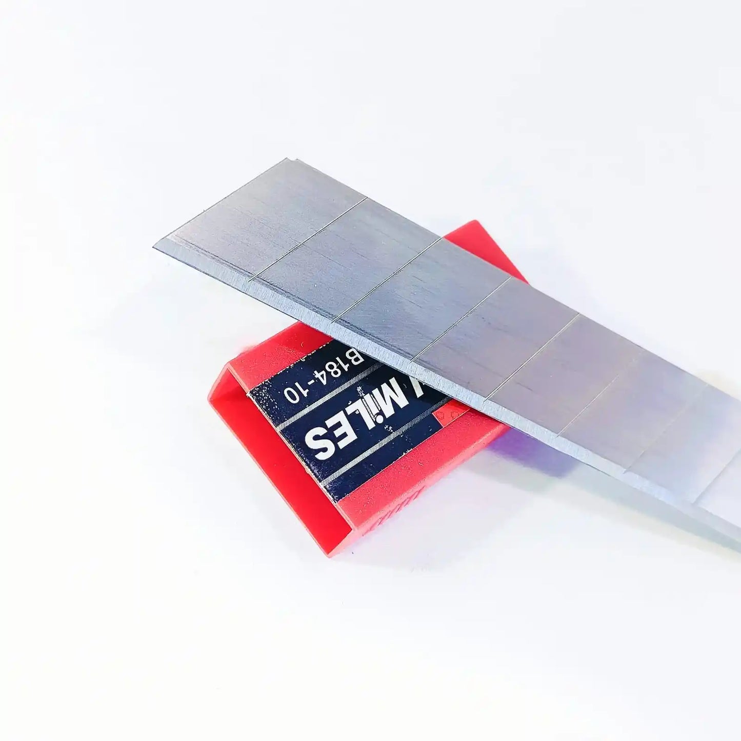 Heavy Duty 18 mm Blade Pack of 10 | Sunboard Cutter Blade | Foam Cutter Blade